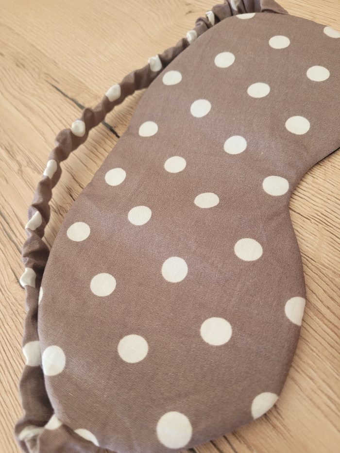 Masque de repos - Pois blancs fond chocolat – Image 2