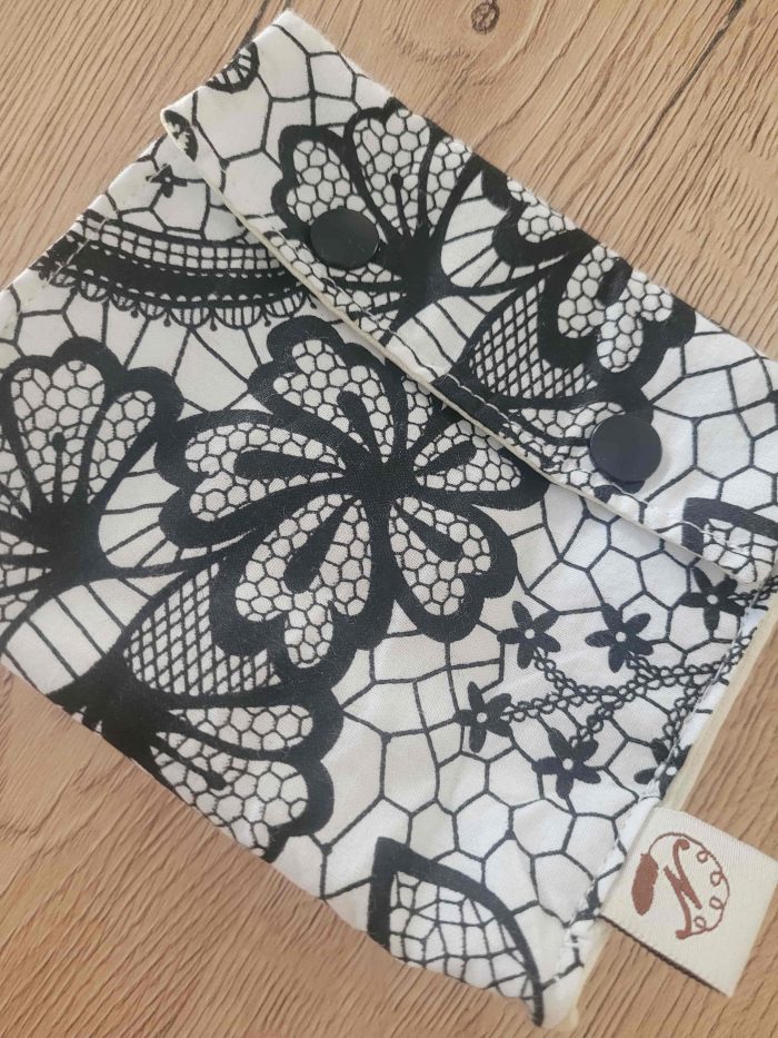 Pochette pour savon - Effet dentelle noire